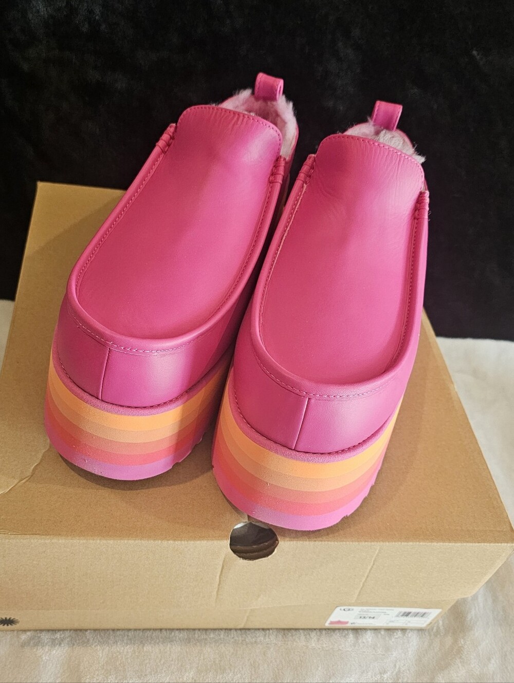 UGG Unisex Hot Pink Platform Clog with Gradient Rainbow Sole-Womens 14 Mens 13 - Picture 2 of 3